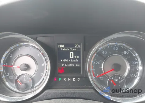 2014 Chrysler Town & Country Touring из США, поврежденный, VIN 2C4RC1BG3ER324460